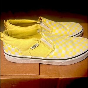 Women’s Slip on Yellow and White Vans Size 6